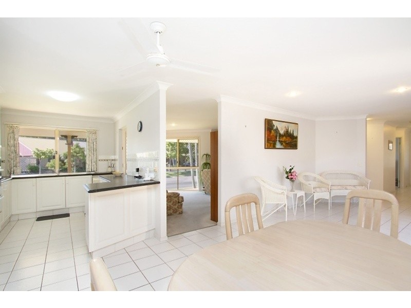 2 Kentia Crescent, Banora Point NSW 2486