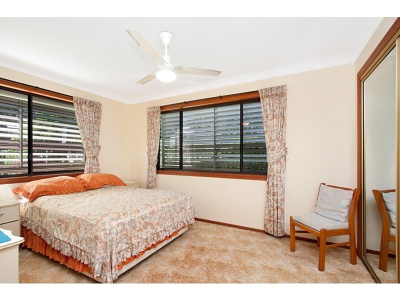 2/43 The Lakes Drive, Tweed Heads West NSW 2485