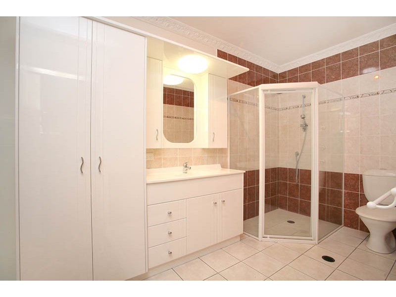 30 St Andrews Way, Banora Point NSW 2486