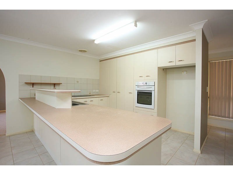 4 Ash Drive, Banora Point NSW 2486