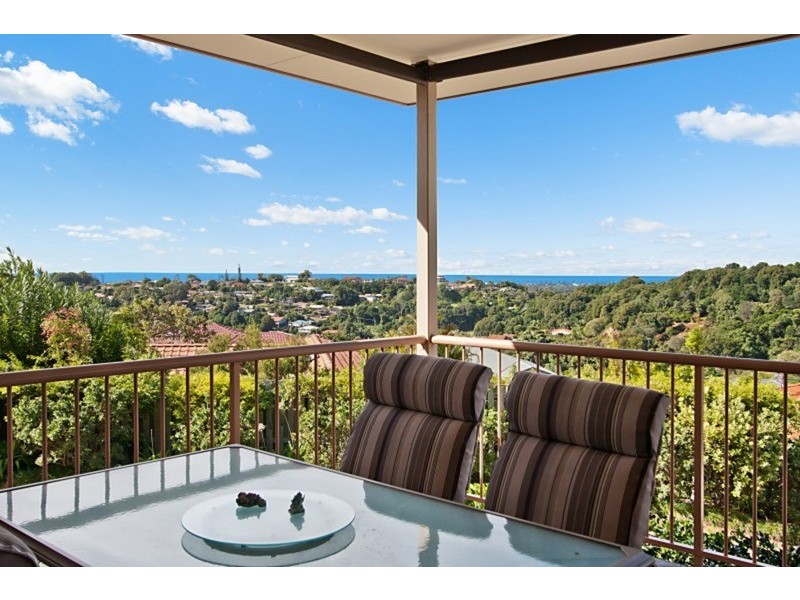 8 Tyrone Terrace, Banora Point NSW 2486