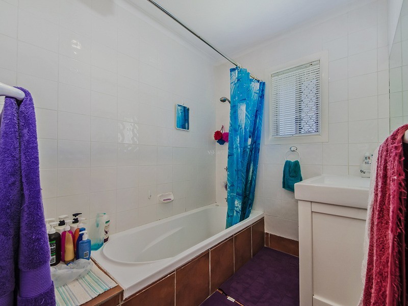 2 Kittiwake Street, Banora Point NSW 2486