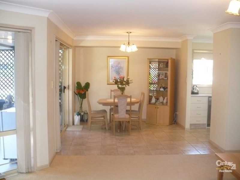 2/6 Advocate  Place, Banora Point NSW 2486