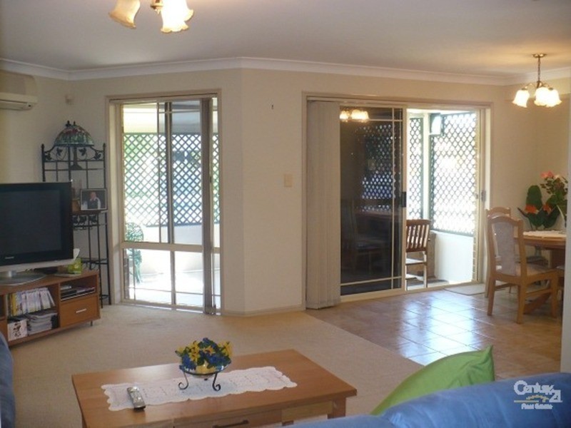 2/6 Advocate  Place, Banora Point NSW 2486