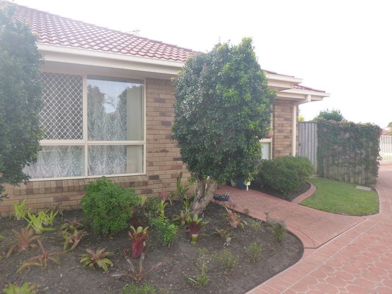 1/15 Avondale  Drive, Banora Point NSW 2486