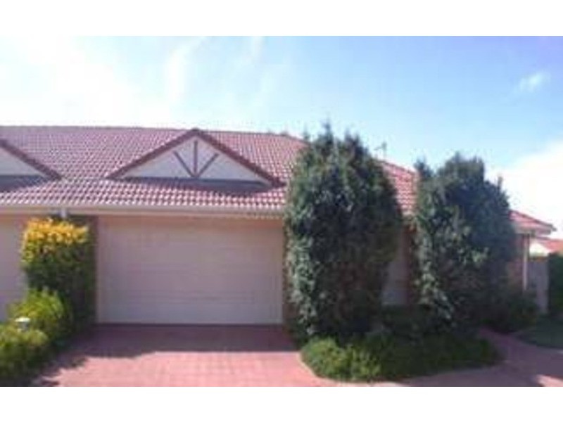 1/15 Avondale  Drive, Banora Point NSW 2486