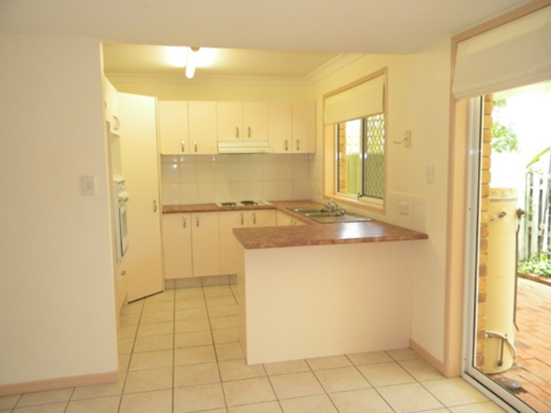 8/3 Monterey Avenue, Banora Point NSW 2486