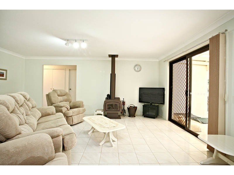 5 Flametree Terrace, Banora Point NSW 2486