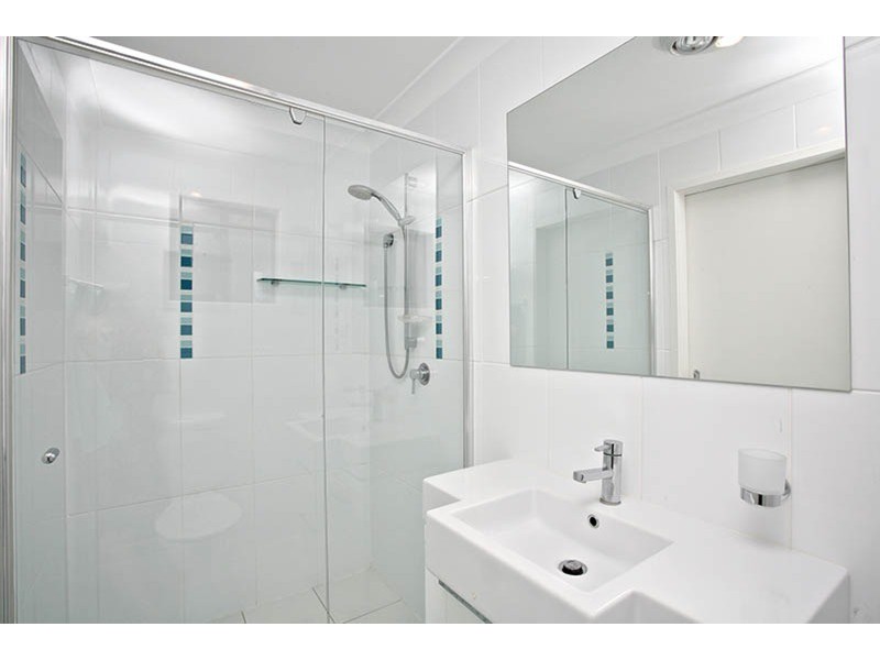 5 Flametree Terrace, Banora Point NSW 2486