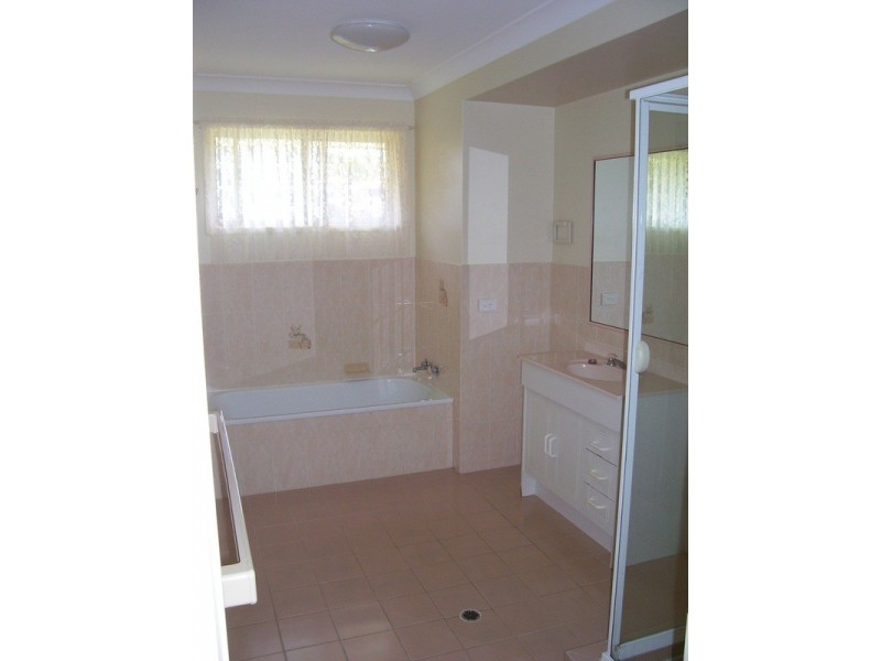 2/65 Glen Ayr Drive, Banora Point NSW 2486