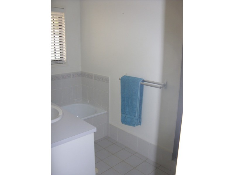 18 Inverness Court, Banora Point NSW 2486