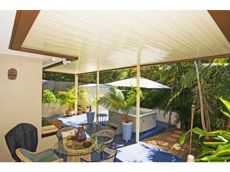 1/3 Manuka Drive, Banora Point NSW 2486