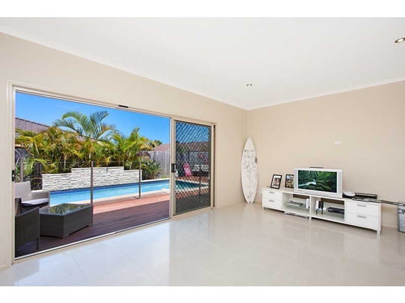 9 Traminer  Court, Tweed Heads South NSW 2486