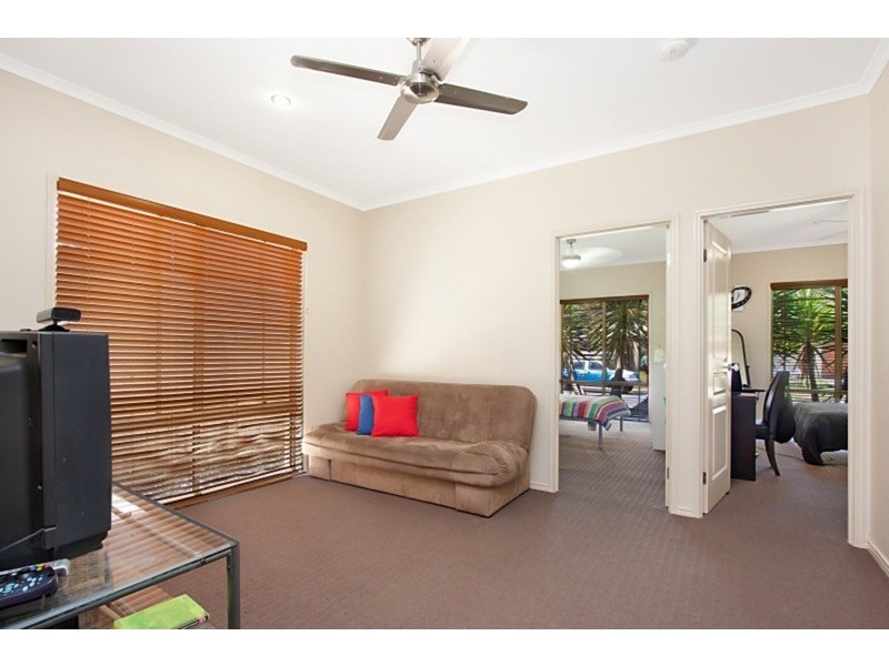 9 Traminer  Court, Tweed Heads South NSW 2486
