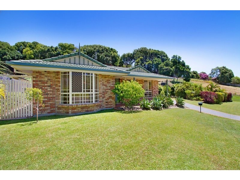 22 Kildare Drive, Banora Point NSW 2486