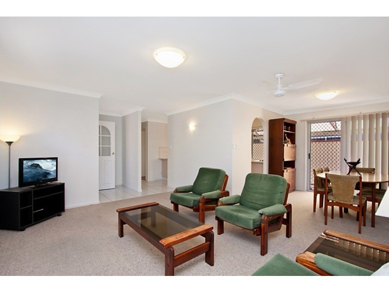 2/61 Old Ferry Road, Banora Point NSW 2486