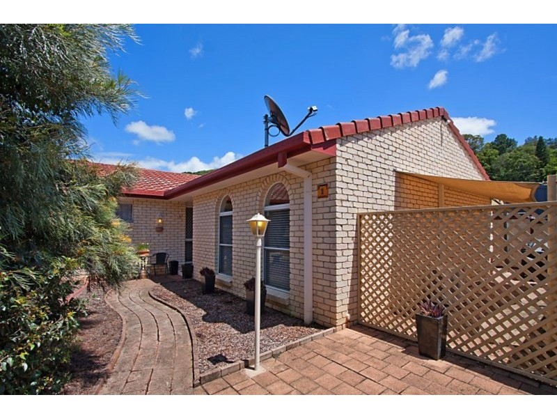 2/61 Old Ferry Road, Banora Point NSW 2486