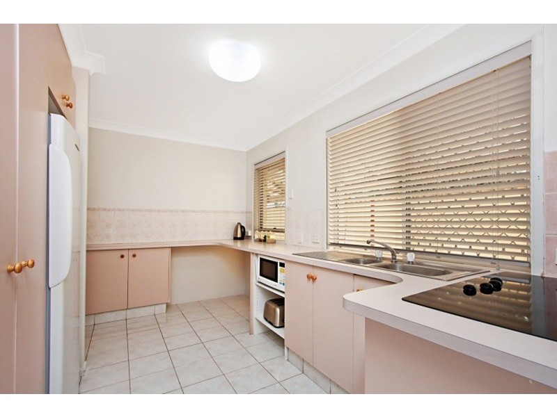 2/61 Old Ferry Road, Banora Point NSW 2486