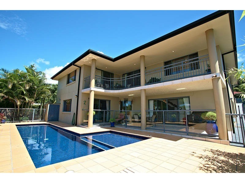 7 Comenara Crescent, Banora Point NSW 2486