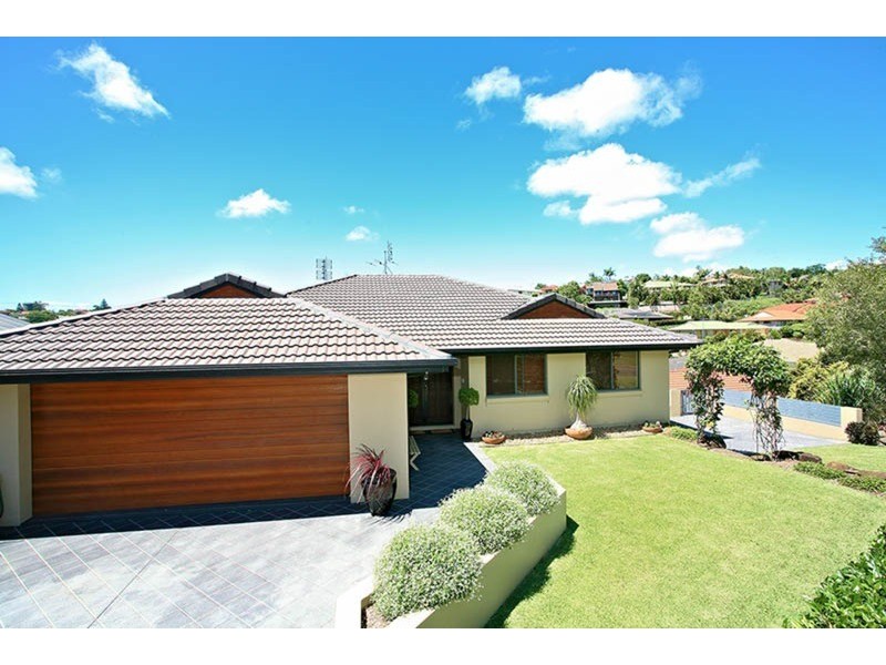 7 Comenara Crescent, Banora Point NSW 2486