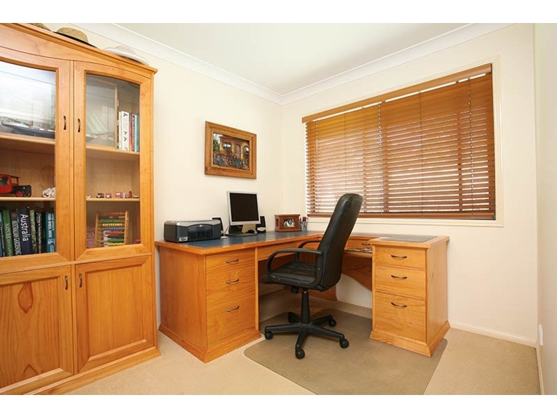 7 Comenara Crescent, Banora Point NSW 2486