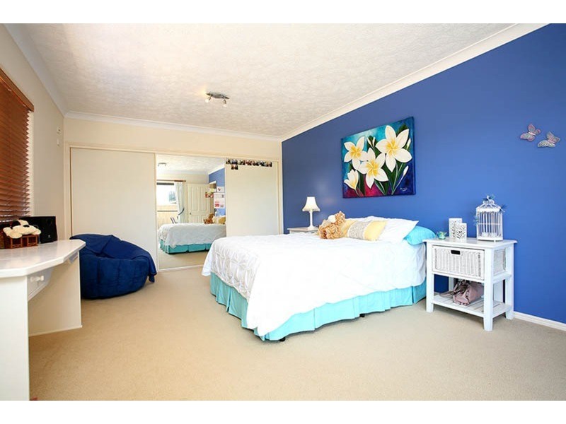 7 Comenara Crescent, Banora Point NSW 2486