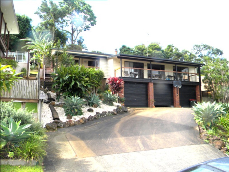 5 Mariners Crescent, Banora Point NSW 2486