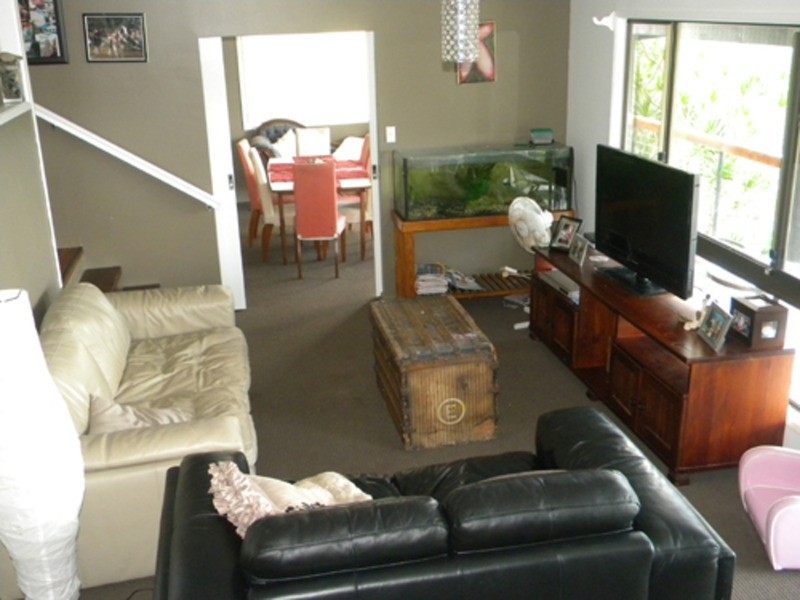 5 Mariners Crescent, Banora Point NSW 2486