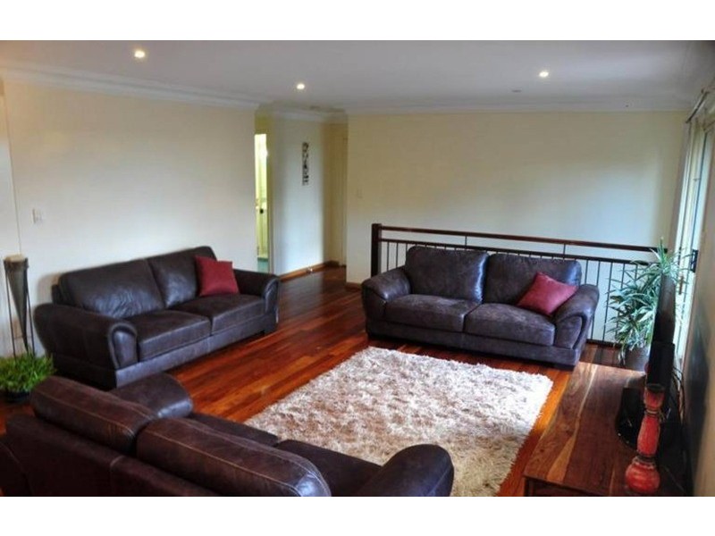 87 Bimbadeen Avenue, Banora Point NSW 2486