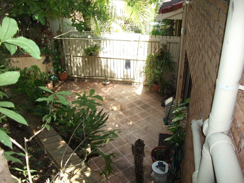 2/18 Toolona Avenue, Banora Point NSW 2486