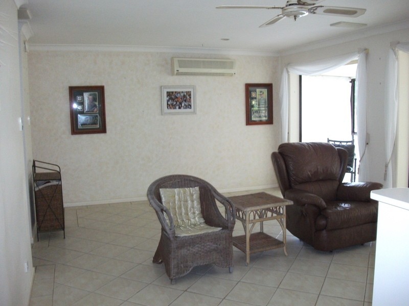 2/18 Toolona Avenue, Banora Point NSW 2486