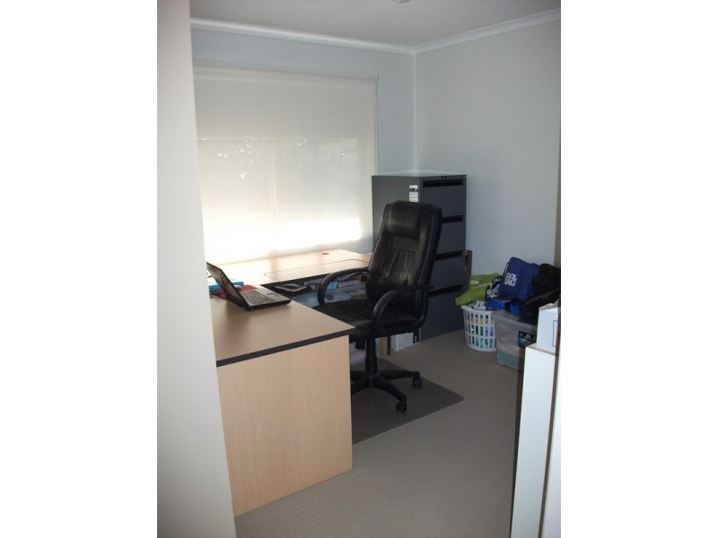 8 Chestnut  Drive, Banora Point NSW 2486