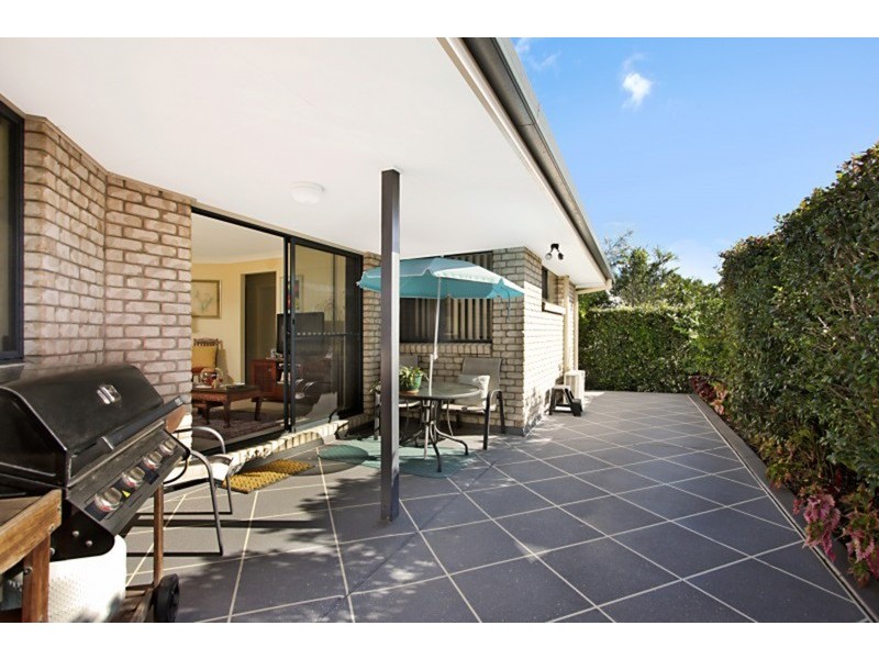 2 Greendale Place, Banora Point NSW 2486