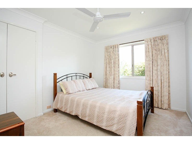 82 Glen Ayr Drive, Banora Point NSW 2486