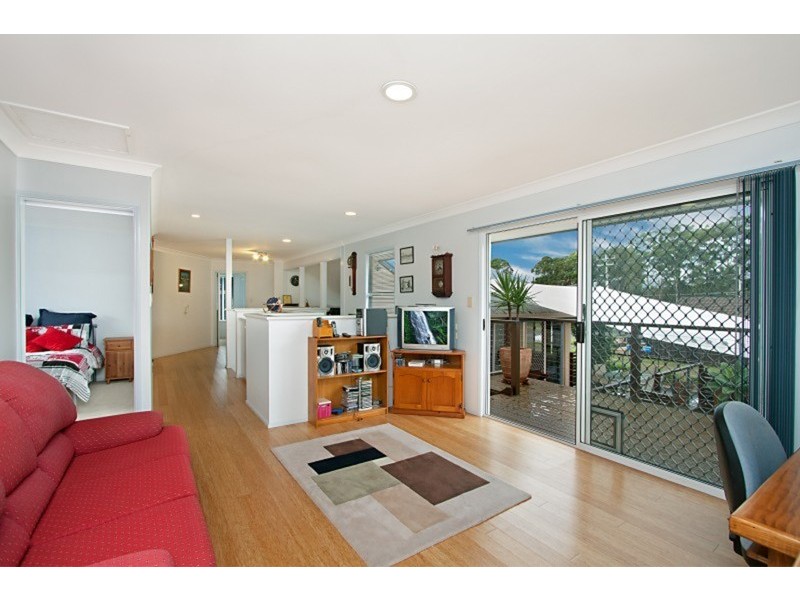 5 Acacia Street, Tweed Heads South NSW 2486