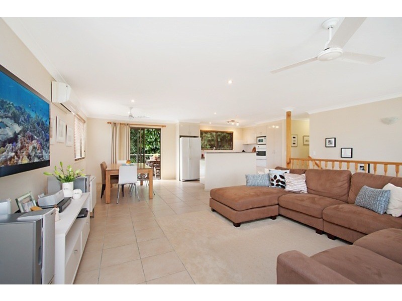 32 Cominan Avenue, Banora Point NSW 2486
