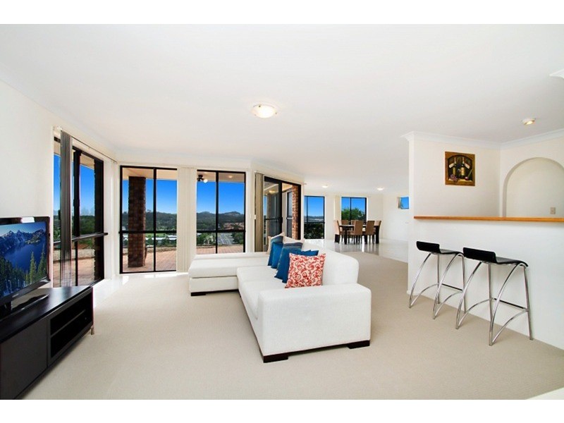 22 Jarrah  Place, Banora Point NSW 2486