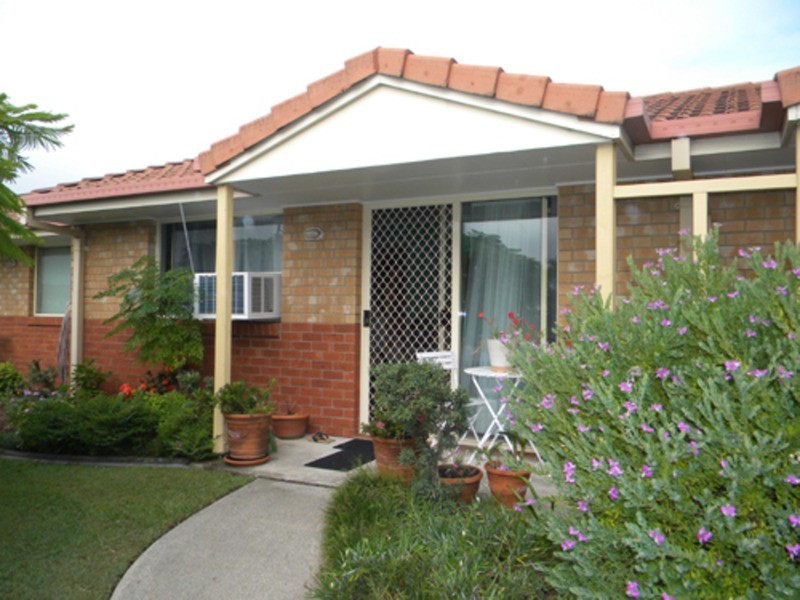 4/74 Greenway Drive, Banora Point NSW 2486