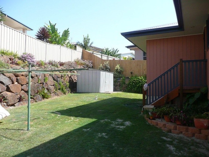 2 Mourne  Terrace, Banora Point NSW 2486
