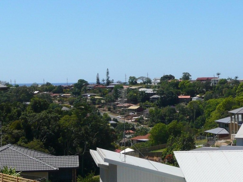 2 Mourne  Terrace, Banora Point NSW 2486