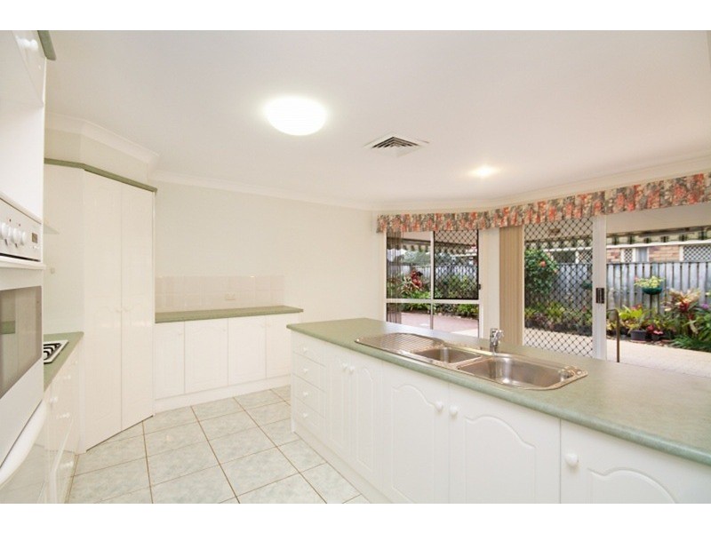 55 Winders Place, Banora Point NSW 2486