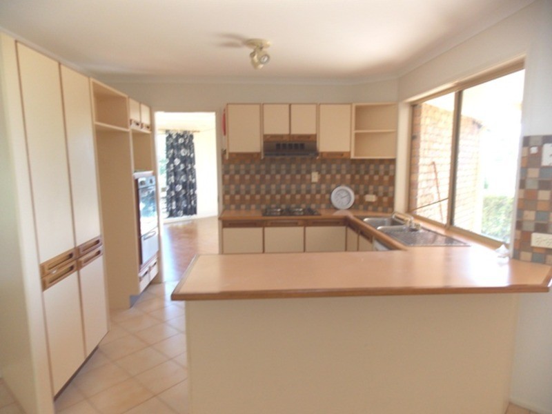 5 Shady Lane, Banora Point NSW 2486