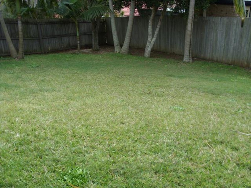 27 Honeymyrtle Drive, Banora Point NSW 2486