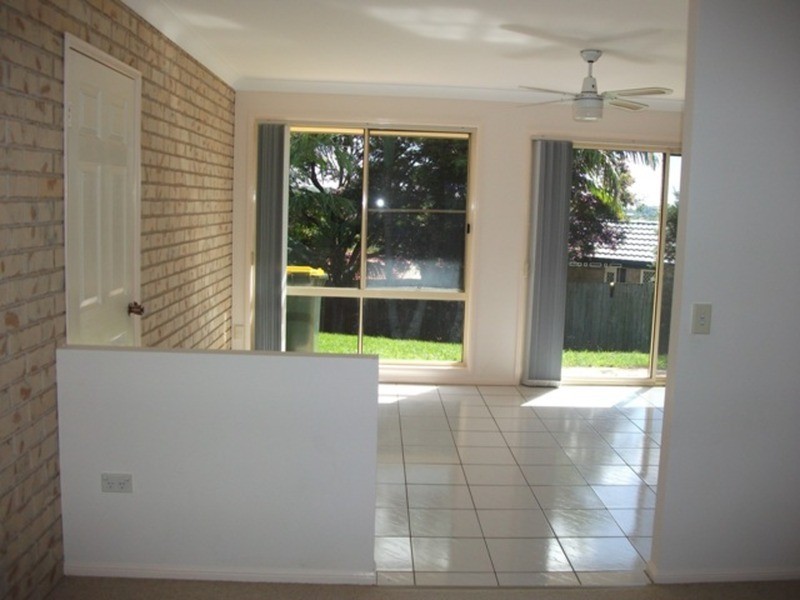 27 Honeymyrtle Drive, Banora Point NSW 2486