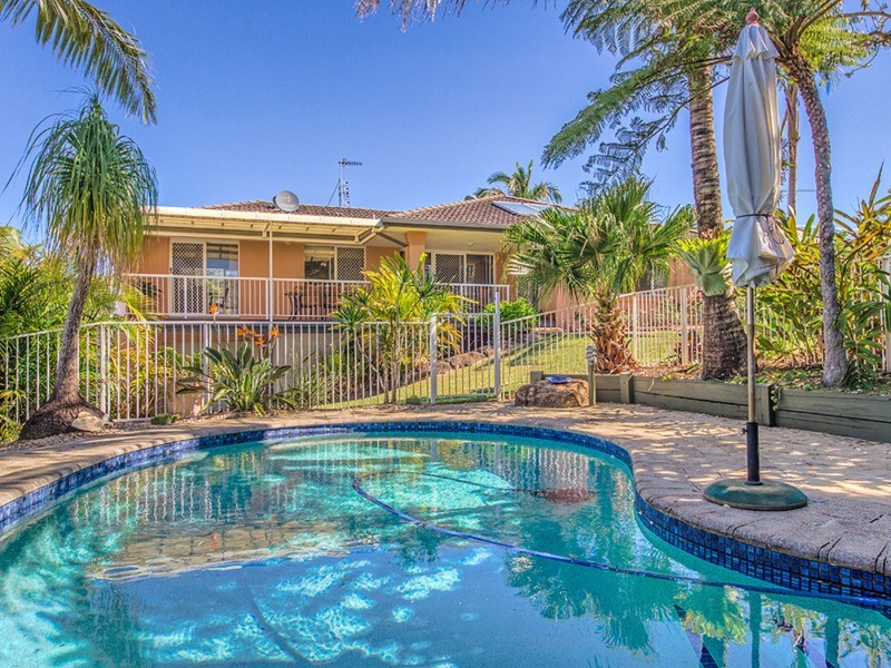 10 Glen Ayr Drive, Banora Point NSW 2486