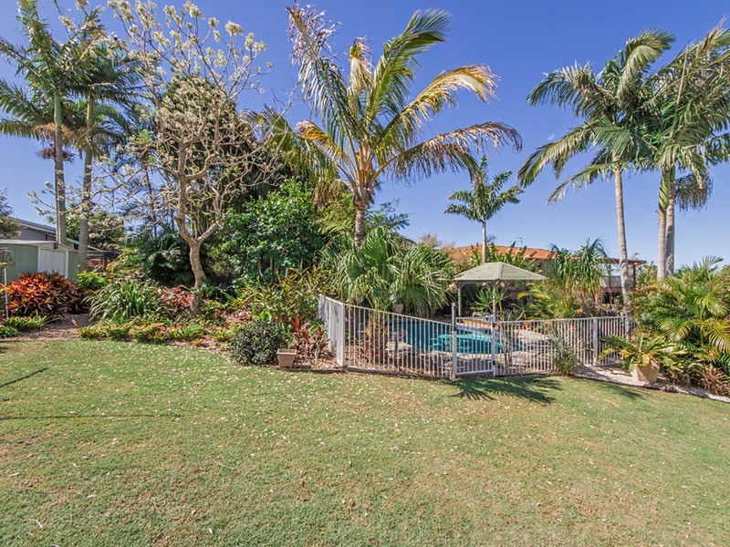 10 Glen Ayr Drive, Banora Point NSW 2486