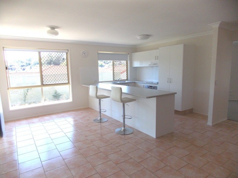 33 Kildare Drive, Banora Point NSW 2486