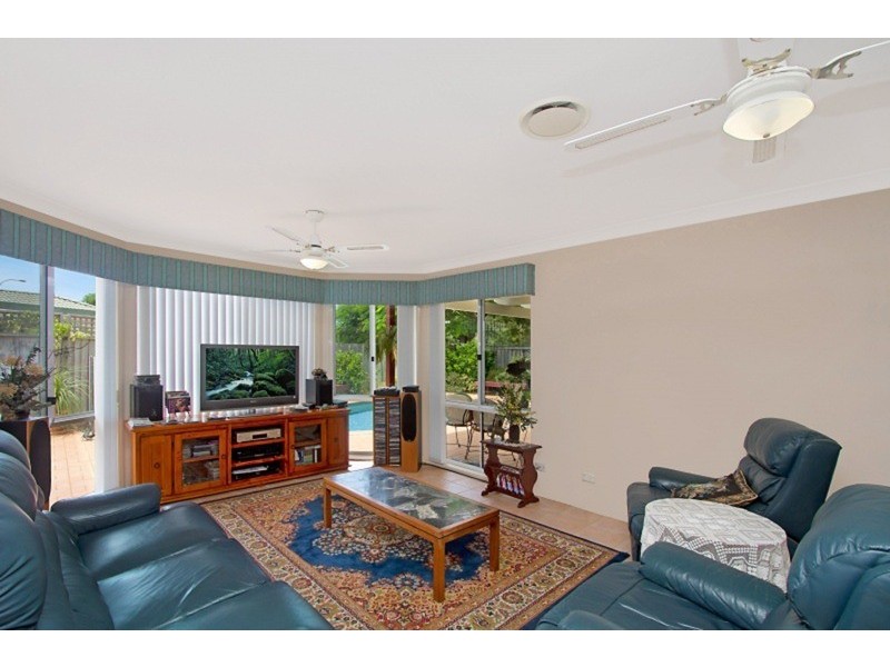 11 Brighton Street, Banora Point NSW 2486