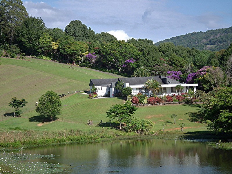 8 Biral Close, Bilambil NSW 2486