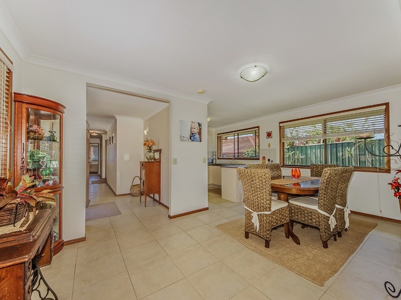 2/2 Gleneagles Place, Banora Point NSW 2486